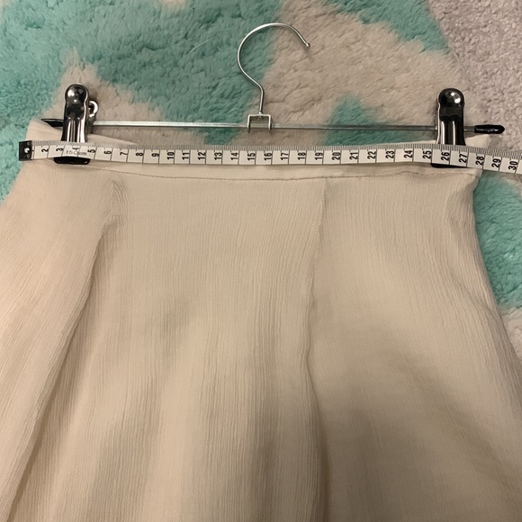 White maxi skirt, brand new without tag, XXS - Picture 5 of 6